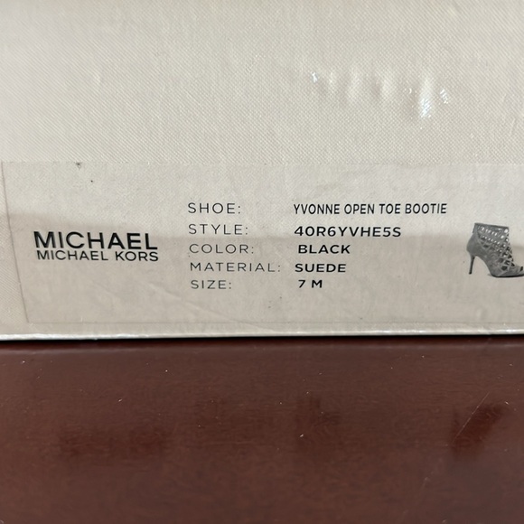 Michael Kors Yvonne Open Toe Bootie Black Suede Size 7M - Picture 15 of 16